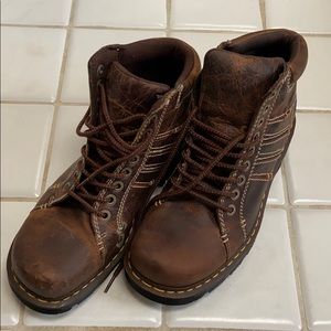 Dr.Martens Quincy leather boot